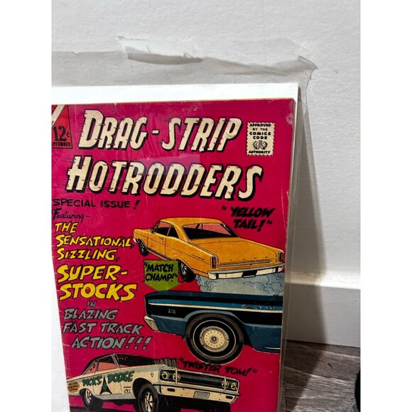 Drag-Strip Hotrodders #11 DC Comic Book Special Issue Paperback 1966 - Picture 5 of 6